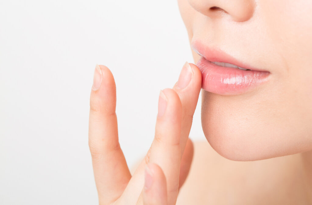 唇もうる艶に♪乾燥対策リップセラムケア